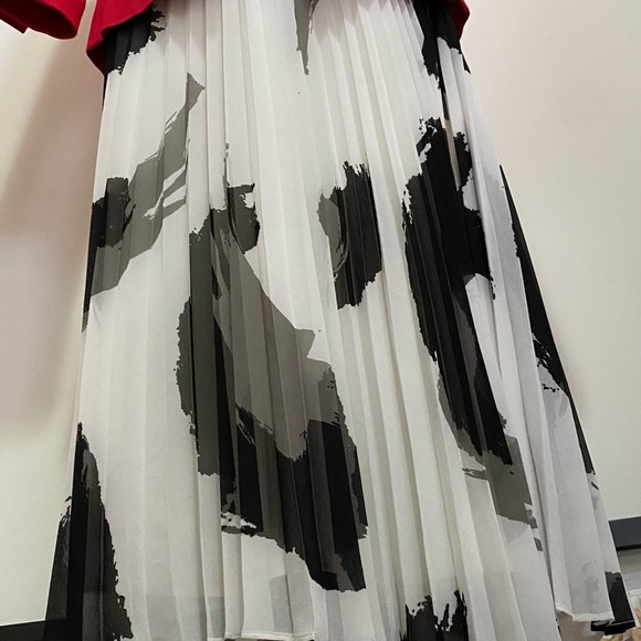 Banana Republic Skirt - Picture 2 of 5